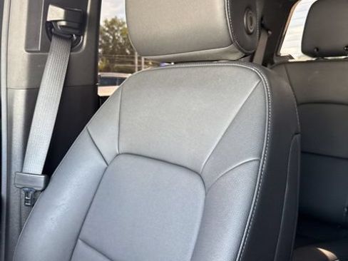 Used 2025 GMC Canyon Elevation w/ Convenience Package AWD/4WD image 16