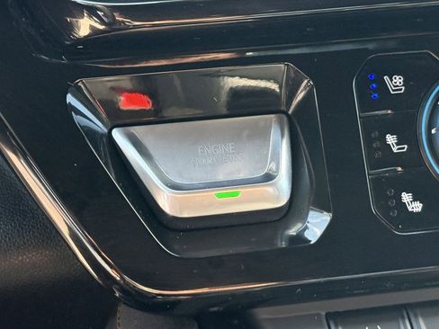 Used 2025 GMC Sierra 1500 AT4 AWD/4WD image 24