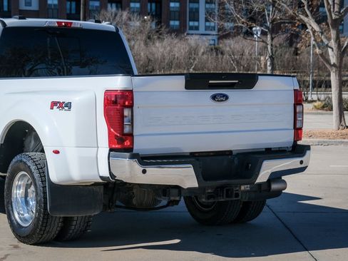 Used 2020 Ford F350 Lariat w/ Lariat Ultimate Package image 23