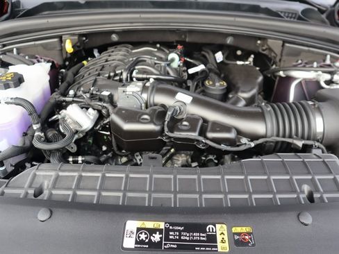 New 2025 Jeep Grand Cherokee Altitude image 19