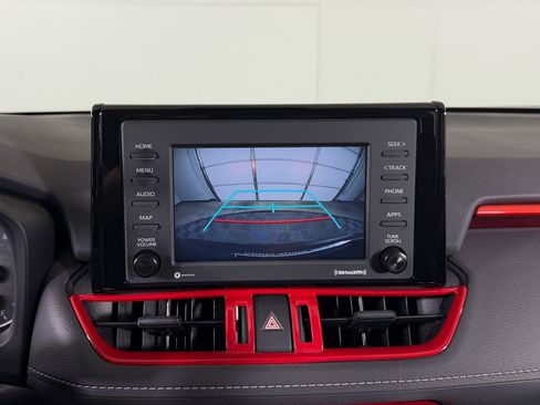 Used 2022 Toyota RAV4 XLE image 13