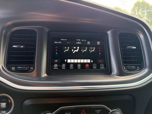 Used 2021 Dodge Charger SXT w/ Blacktop Package RWD image 20