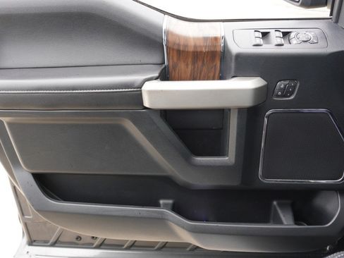 Used 2019 Ford F150 Lariat AWD/4WD image 23