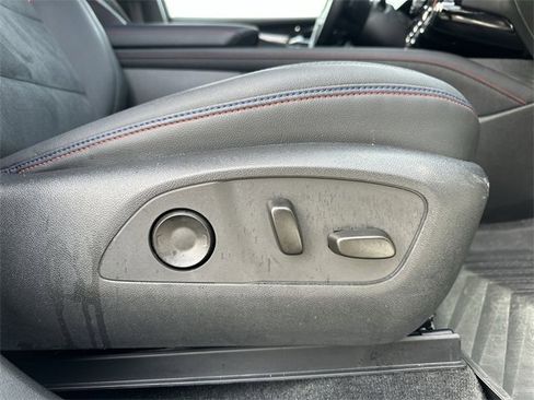 Used 2024 Chevrolet Blazer EV RS image 28