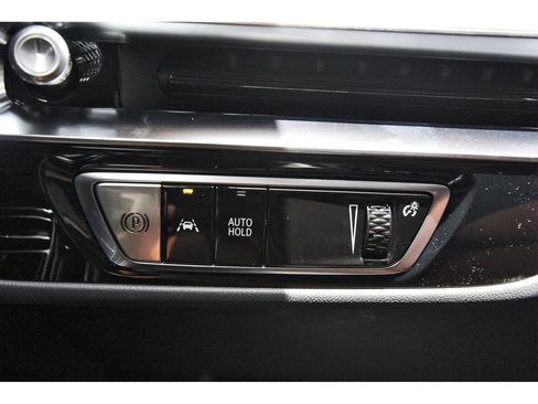 New 2026 Cadillac Lyriq Luxury AWD/4WD image 14