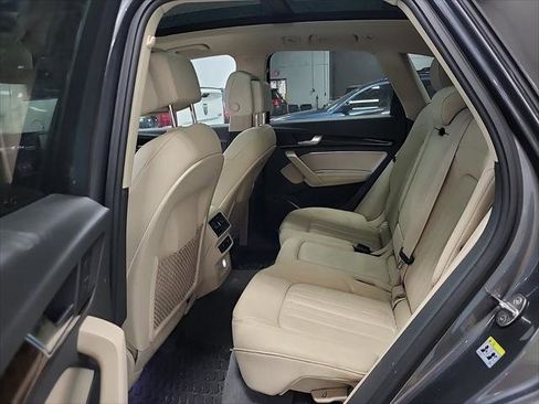 Used 2019 Audi Q5 2.0T Premium Plus AWD/4WD image 19