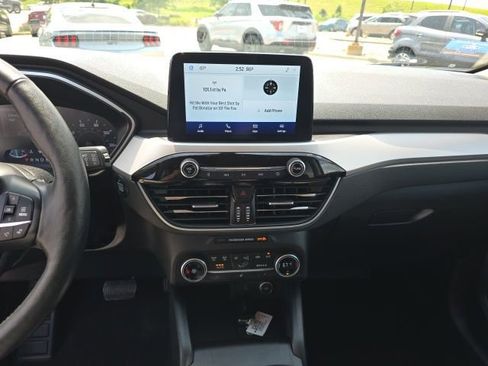 Certified 2020 Ford Escape SEL FWD image 19