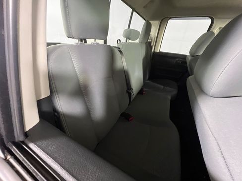 Used 2017 RAM 1500 Express w/ Express Value Package AWD/4WD image 24
