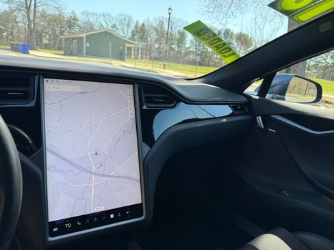 Used 2018 Tesla Model S 75D image 12