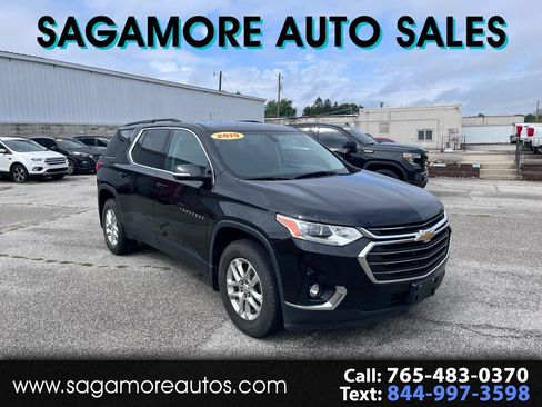 Used 2019 Chevrolet Traverse LT FWD image 1