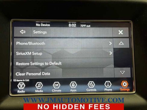 Used 2021 Jeep Grand Cherokee Laredo AWD/4WD image 30