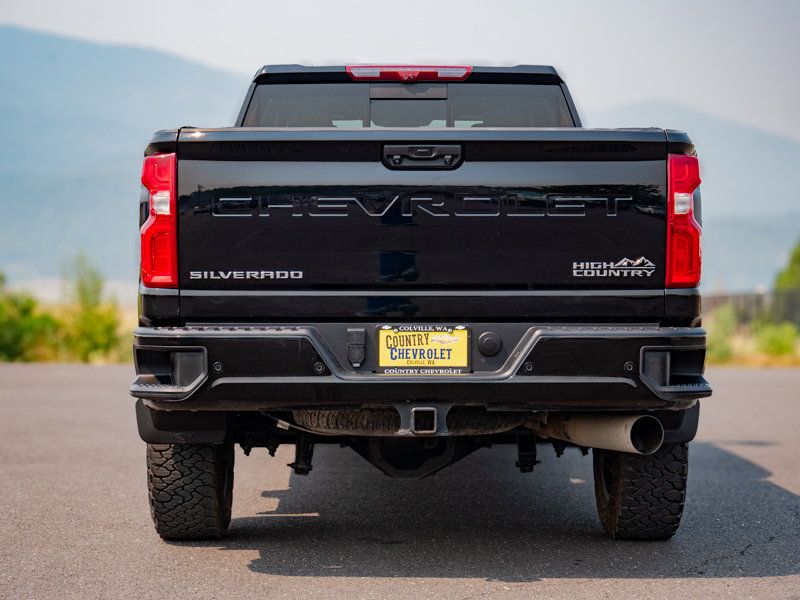 Used 2024 Chevrolet Silverado 3500 High Country w/ Technology Package AWD/4WD image 5