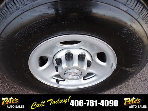 Used 2020 Chevrolet Express 2500 w/ Driver Convenience Package image 10