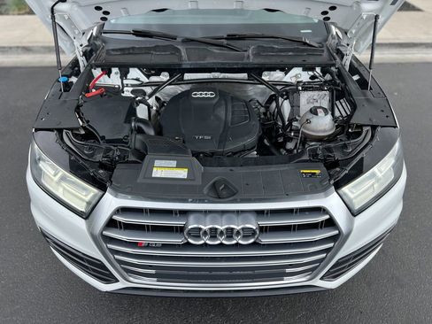 Used 2019 Audi Q5 2.0T Premium Plus w/ Premium Plus Package AWD/4WD image 10