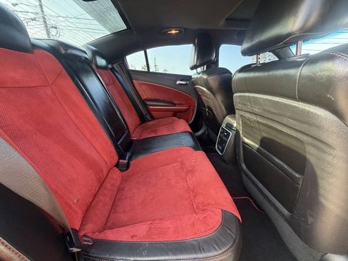 Used 2019 Dodge Charger Scat Pack w/ Plus Group RWD image 24