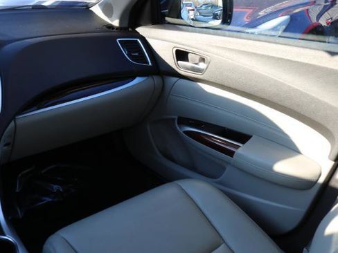 Used 2015 Acura TLX V6 image 19