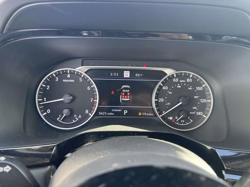 Used 2024 Nissan Pathfinder SL w/ SL Premium Package image 26