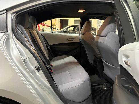 Used 2020 Toyota Corolla SE image 18