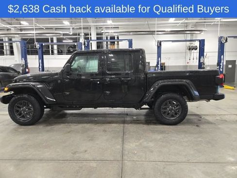 New 2026 Jeep Gladiator Sport AWD/4WD image 7