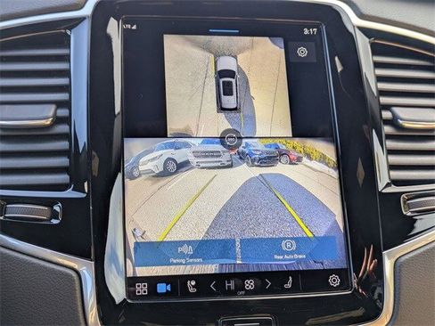 Used 2024 Volvo XC90 B6 Ultimate w/ Protection Package Premier image 10