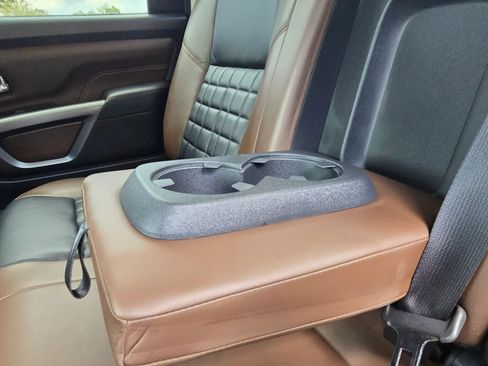 Used 2017 Nissan Titan Platinum Reserve AWD/4WD image 29