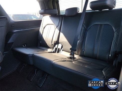 Certified 2022 Ford Expedition Platinum image 27