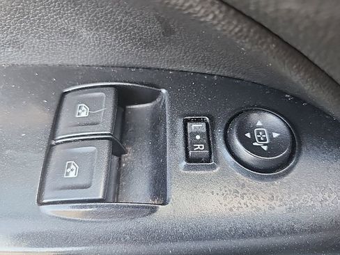 Used 2022 Chevrolet Colorado LT w/ Fleet Safety Package RWD image 16