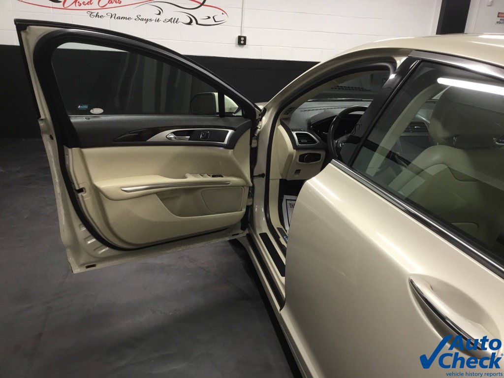 Used 2015 Lincoln MKZ AWD w/ Equipment Group 102A Reserve image 21