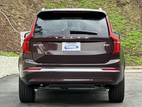 New 2026 Volvo XC90 B5 Core image 6