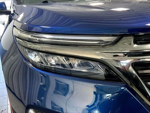 Used 2023 Chevrolet Equinox RS AWD/4WD image 33