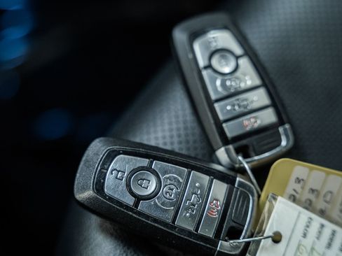 Used 2023 Ford F150 Lariat w/ Equipment Group 502A High image 57