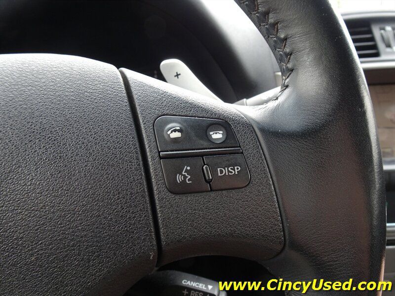 Used 2010 Lexus IS 250C w/ Luxury Pkg RWD image 24