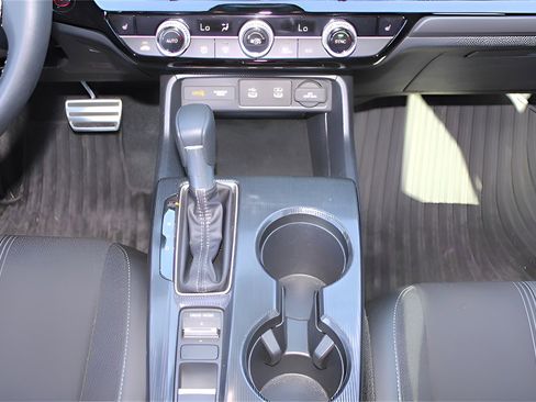 Used 2025 Honda Civic Sport image 16
