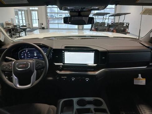 New 2026 GMC Sierra 2500 SLE AWD/4WD image 32