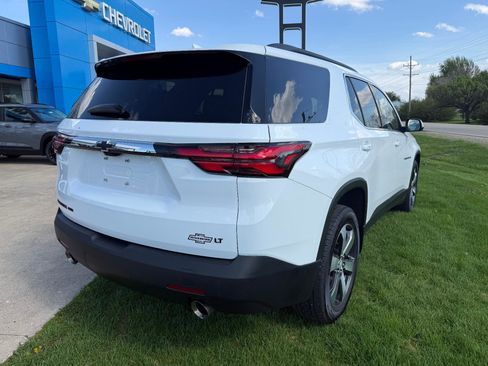 Used 2023 Chevrolet Traverse LT w/ LT Premium Package AWD/4WD image 7