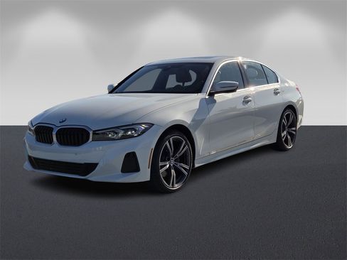 Certified 2024 BMW 330i Sedan w/ Convenience Package image 2