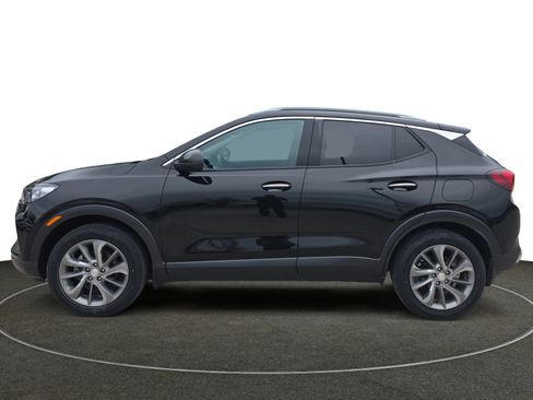 Used 2021 Buick Encore GX Essence w/ Experience Buick Package AWD/4WD image 2