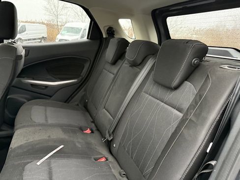 Used 2018 Ford EcoSport SE image 12