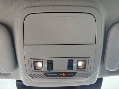 Used 2023 Ford Explorer XLT w/ Equipment Group 202A image 13