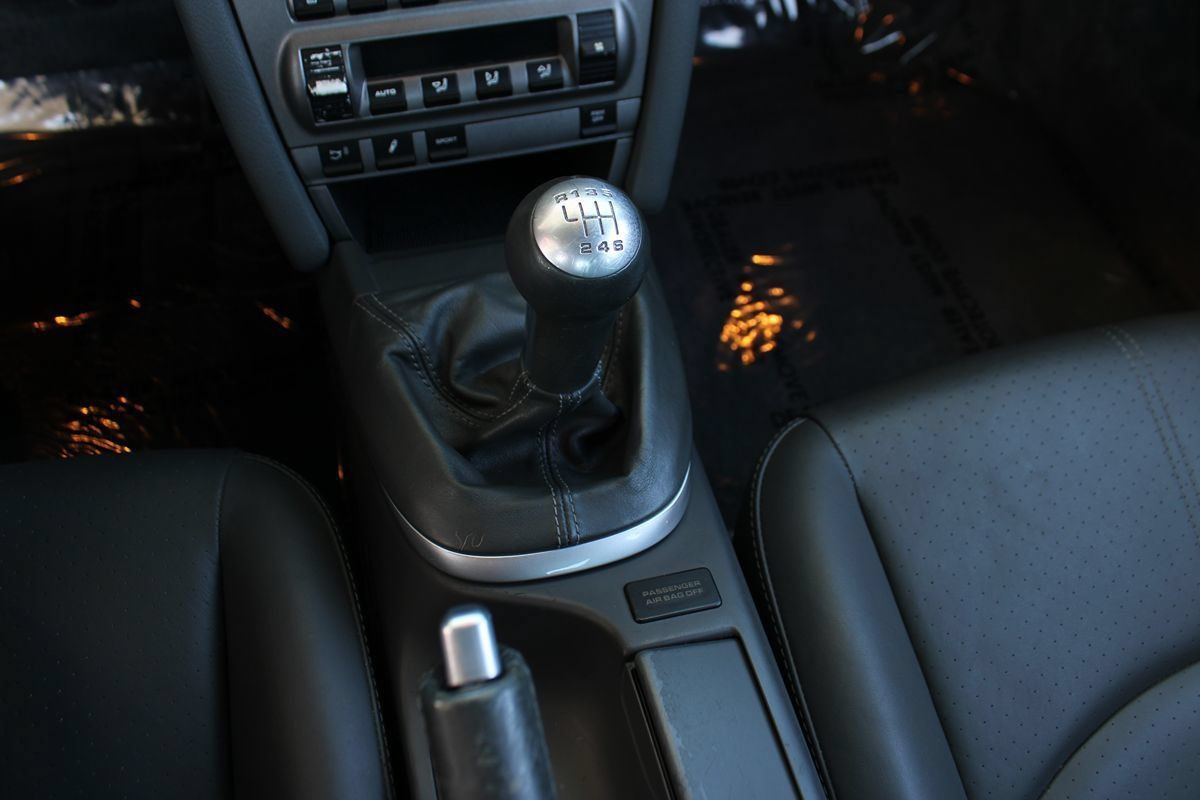 Used 2006 Porsche 911 Carrera S RWD image 19