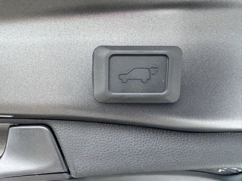 New 2025 Toyota RAV4 XLE image 13