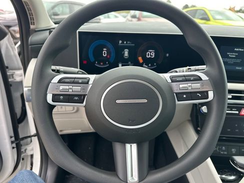 New 2026 Hyundai Tucson SEL image 23