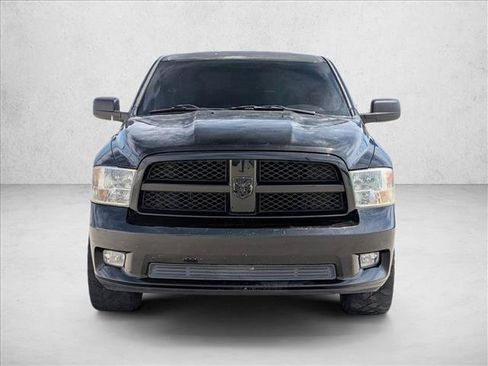 Used 2012 RAM 1500 Express RWD image 2