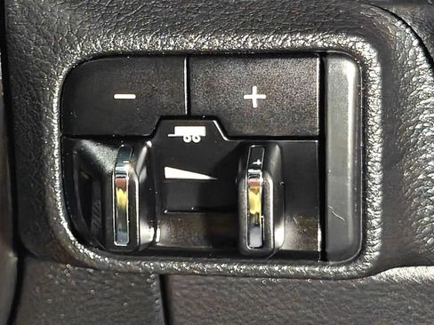 Used 2024 Dodge Durango R/T w/ Tow 'N Go Package AWD/4WD image 10