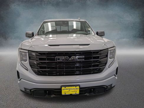 Used 2024 GMC Sierra 1500 Elevation w/ Preferred Package image 2