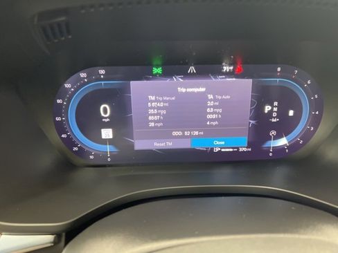 Used 2022 Volvo XC60 B5 Inscription w/ Climate Package image 17