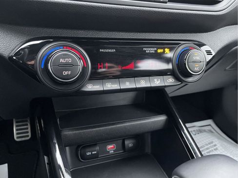 Used 2023 Kia Forte GT-Line image 28