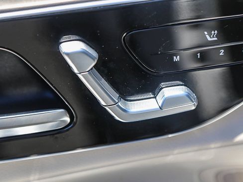 Certified 2026 Mercedes-Benz GLC 300 image 19