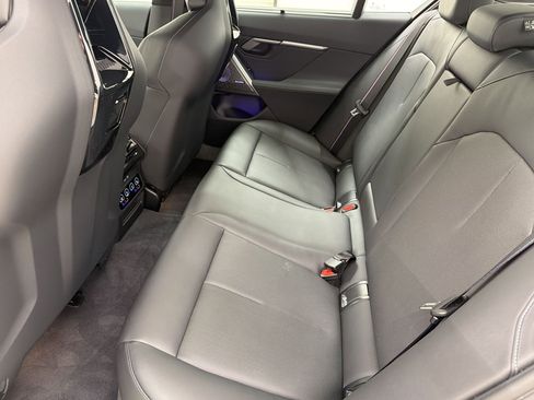 Certified 2025 BMW M5 w/ Carbon Package AWD/4WD image 14