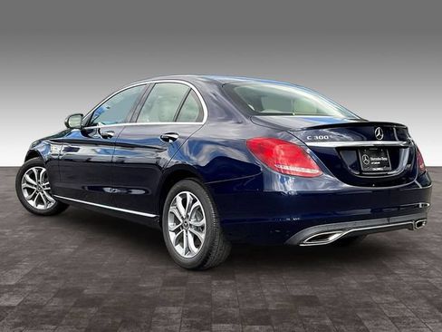 Certified 2018 Mercedes-Benz C 300 4MATIC Sedan image 4